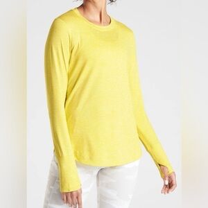 Athleta uptempo long sleeve shirt